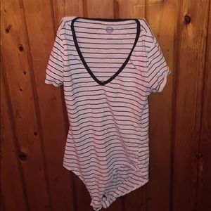 shirt that tucks into your clothes perfectly !!❤️